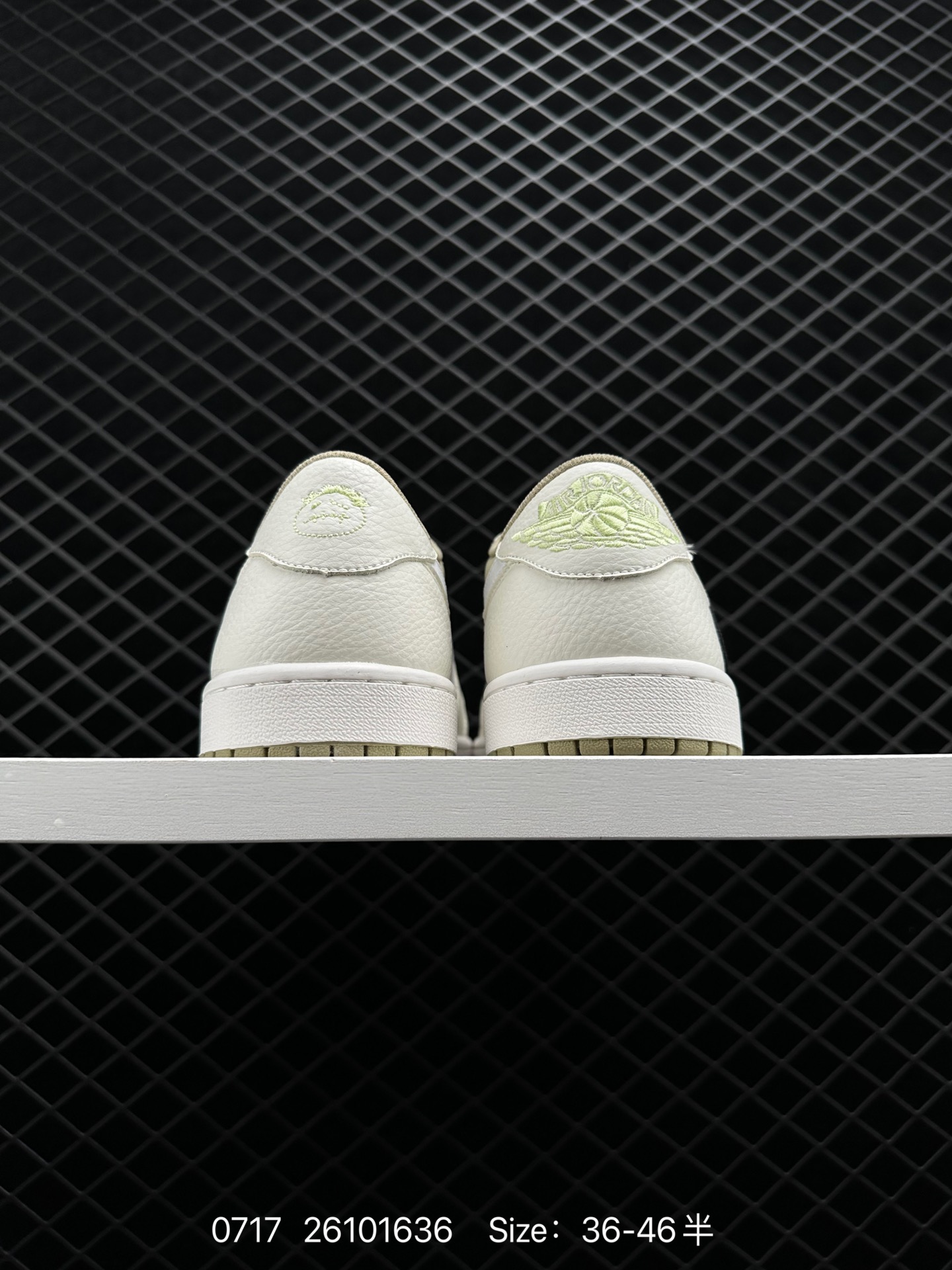 Travis Scott x Nike Air Jordan 1 Low Golf SP”Neutral Oliv“AJ1